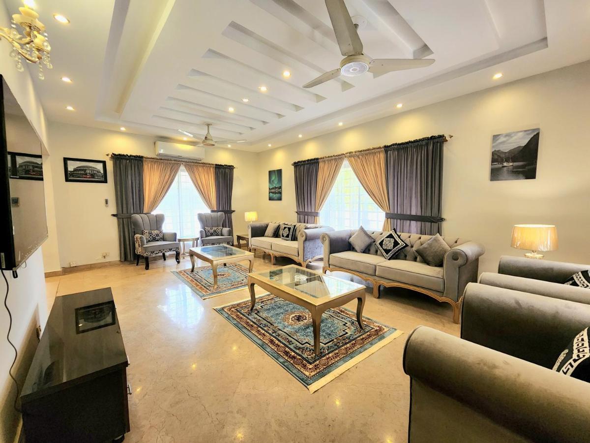 The Millenial Apartments & Suites Bahria Town Rawalpindi Rum bild